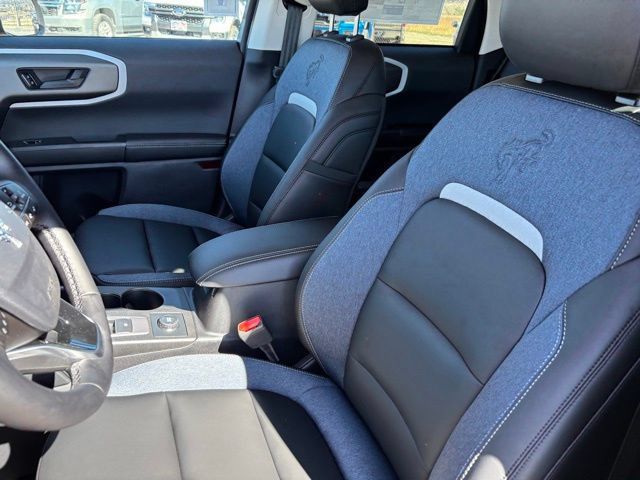 New 2026 Ford Bronco Sport Outer Banks w/ Outer Banks Tech Package+ AWD/4WD image 11