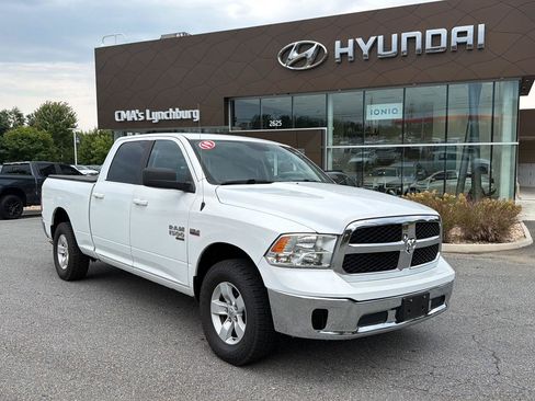 Used 2019 RAM 1500 Classic SLT AWD/4WD image 1
