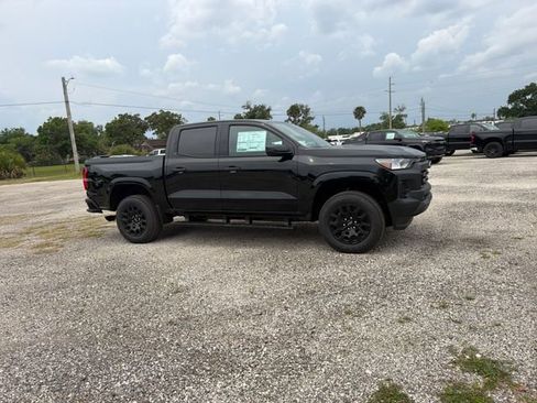 New 2026 Chevrolet Colorado W/T w/ WT Custom Package RWD image 17