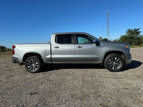 Used 2023 Chevrolet Silverado 1500 LT image 9