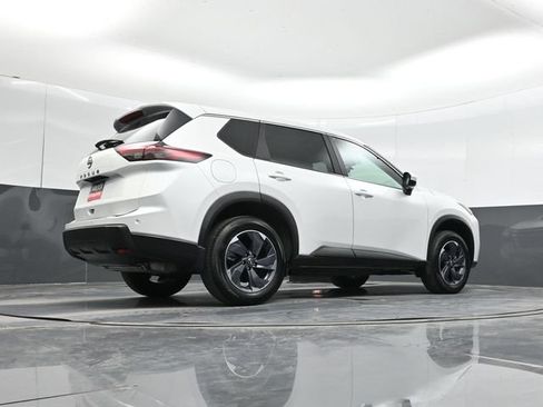 Used 2026 Nissan Rogue SV FWD image 51