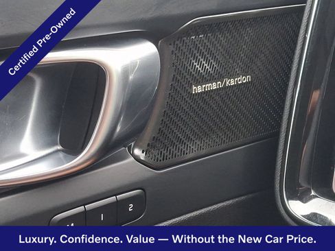 Certified 2024 Volvo XC40 B5 Plus w/ Protection Package Premier AWD/4WD image 24