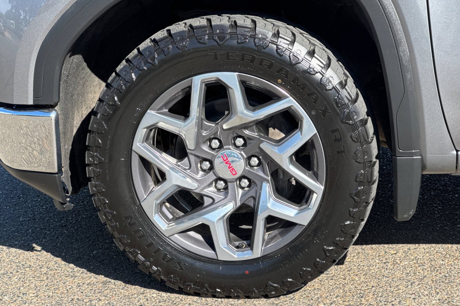 Used 2020 GMC Sierra 1500 SLT w/ SLT Premium Plus Package AWD/4WD image 44
