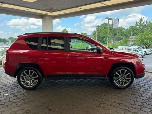 Used 2017 Jeep Compass Sport w/ Power Value Group AWD/4WD image 4