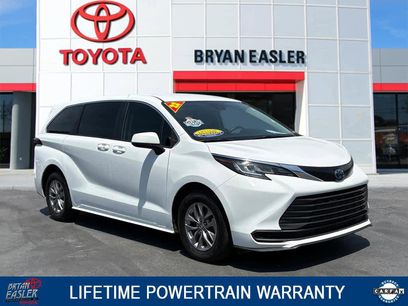 Used 2022 Toyota Sienna LE