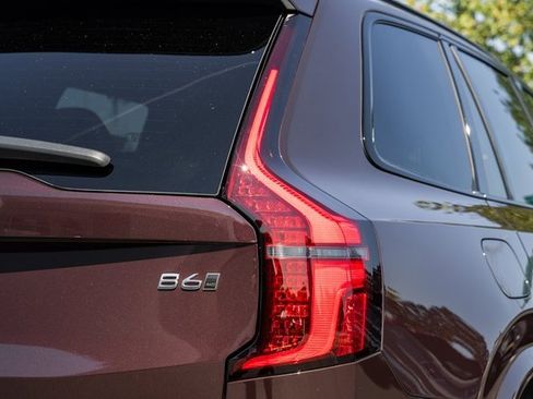 New 2026 Volvo XC90 B6 Ultra w/ Lounge Package image 6