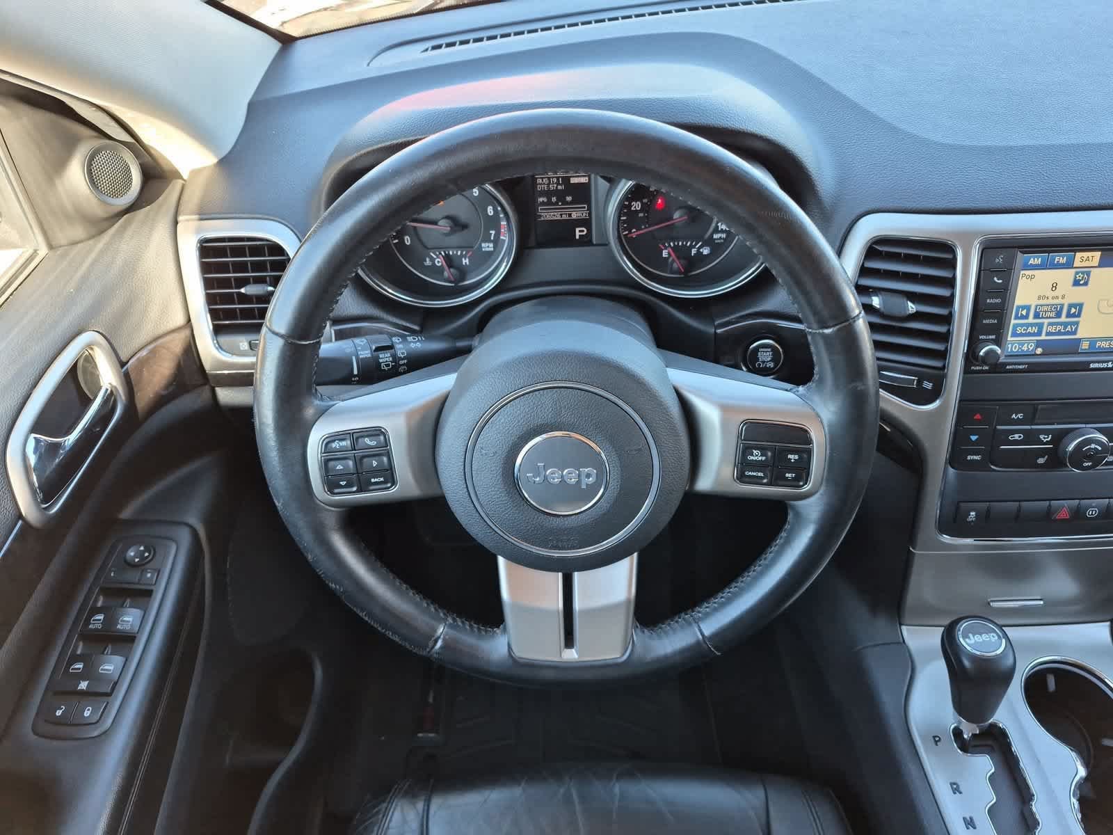 Used 2012 Jeep Grand Cherokee Laredo AWD/4WD image 24