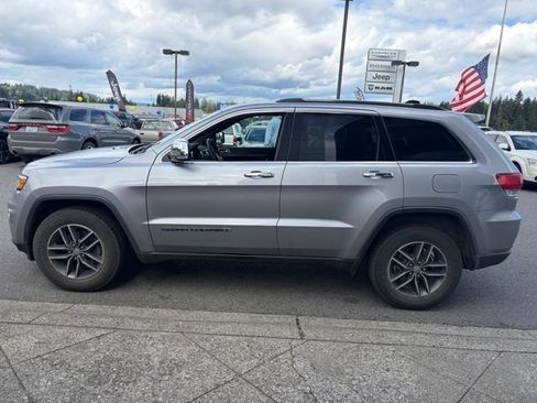Used 2018 Jeep Grand Cherokee Limited AWD/4WD image 5