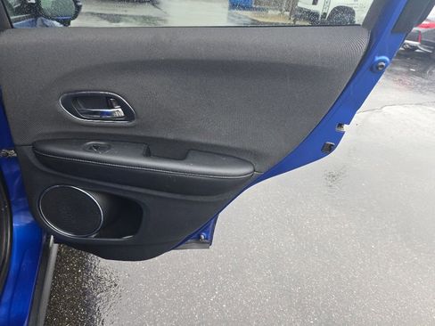 Certified 2022 Honda HR-V EX image 28