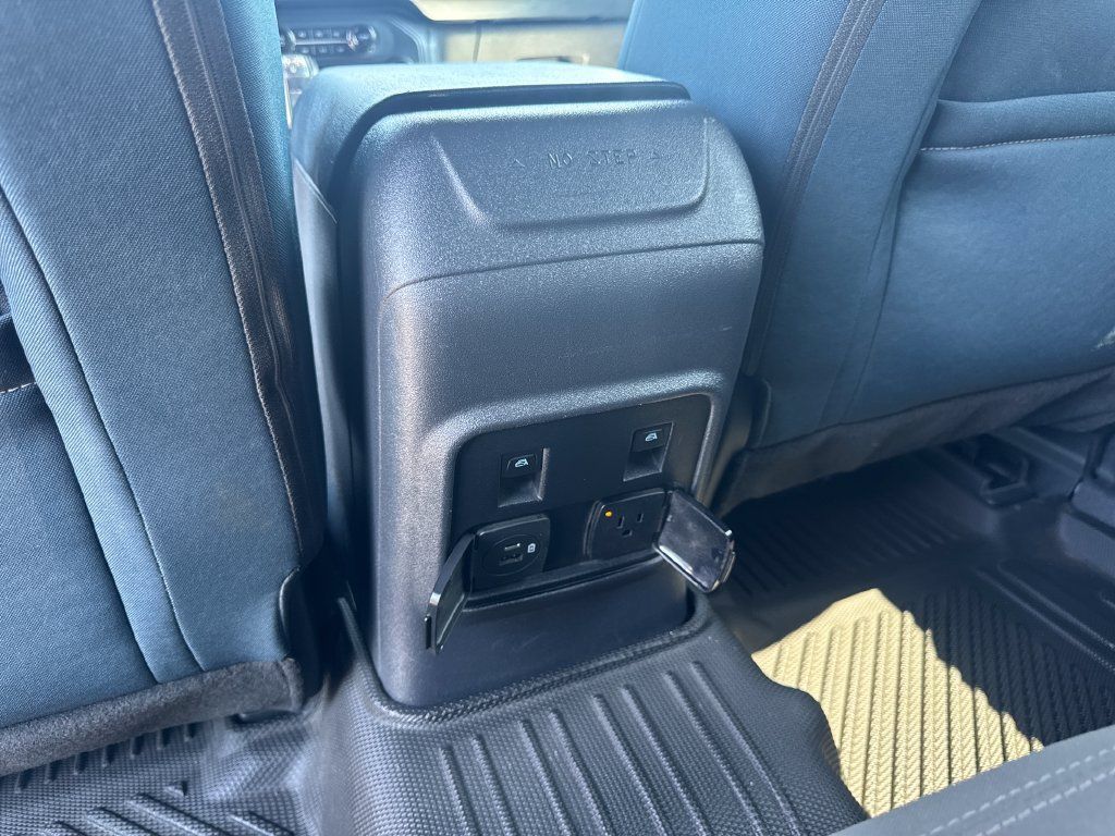 Used 2022 Ford Bronco Outer Banks AWD/4WD image 21