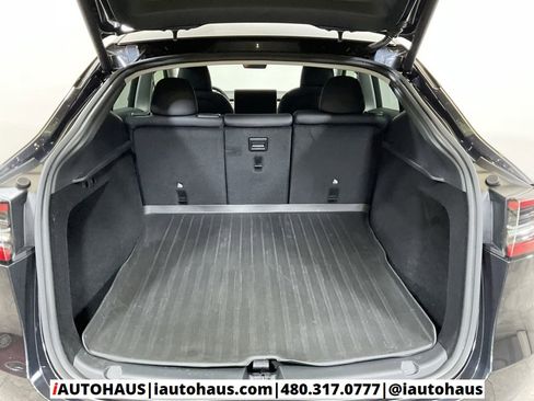 Used 2024 Tesla Model Y Long Range image 13