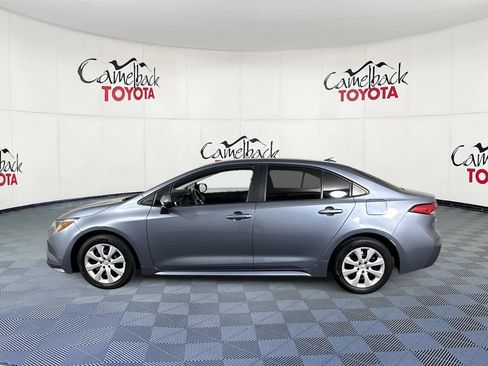 Used 2024 Toyota Corolla LE FWD image 4