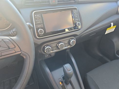 Used 2024 Nissan Versa S w/ S Plus Package image 8