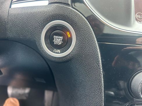 Used 2023 Chrysler 300 S image 18