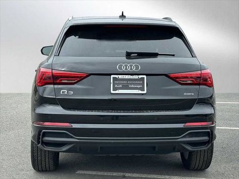 New 2025 Audi Q3 2.0T Premium Plus w/ Premium Plus Package image 4