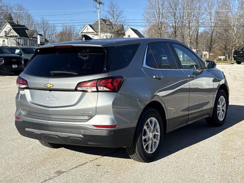 Used 2024 Chevrolet Equinox LT image 9