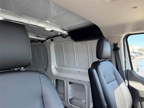New 2025 Ford Transit 250 Low Roof image 31