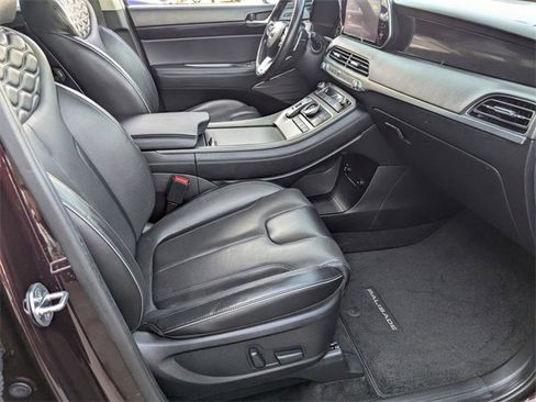 Used 2022 Hyundai Palisade Limited image 36