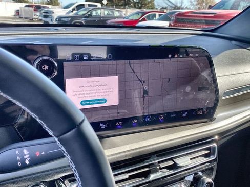 Certified 2026 Chevrolet Traverse LT w/ Driver Confidence Package image 6