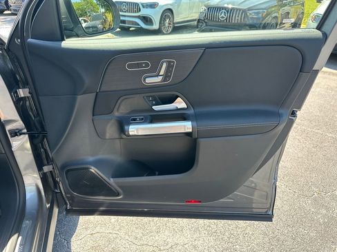 New 2026 Mercedes-Benz GLB 250 4MATIC image 15