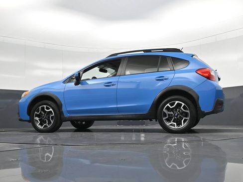 Used 2016 Subaru Crosstrek 2.0i Premium w/ Moonroof Package AWD/4WD image 31