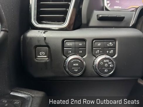 Used 2024 GMC Sierra 2500 Denali w/ Denali Reserve Package image 44