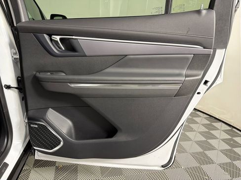 New 2026 Buick Enclave Sport Touring w/ Power Package image 15