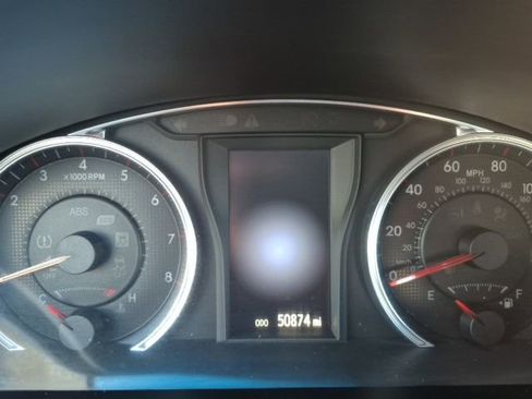 Used 2017 Toyota Camry SE image 20