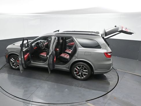 Used 2022 Dodge Durango R/T w/ Tow 'N Go Package AWD/4WD image 50
