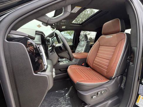 New 2026 GMC Sierra 3500 Denali Ultimate AWD/4WD image 5