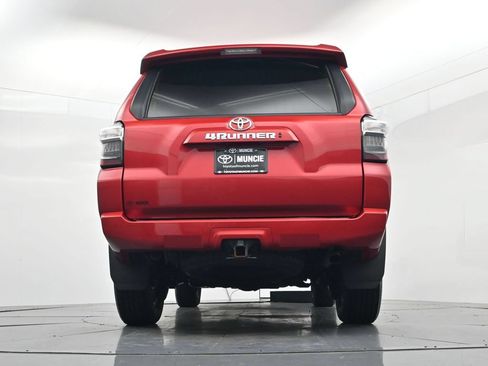 Used 2024 Toyota 4Runner SR5 AWD/4WD image 50