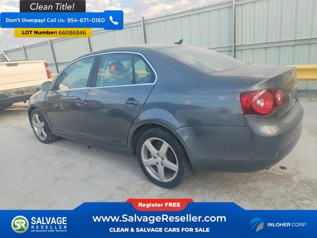 Used 2009 Volkswagen Jetta TDI FWD image 3