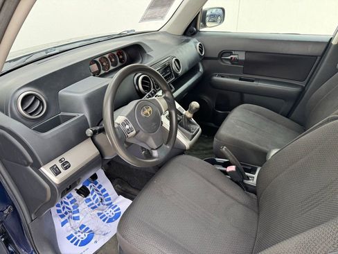 Used 2008 Scion xB FWD image 11