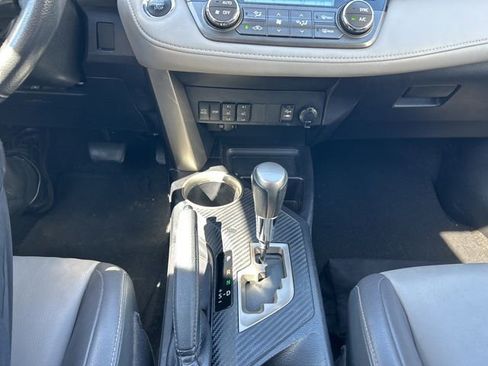 Used 2013 Toyota RAV4 Limited image 17