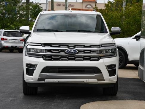 Used 2024 Ford Expedition Max Platinum AWD/4WD image 12