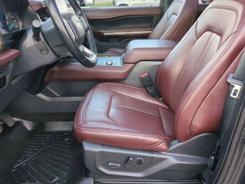 Used 2023 Ford Expedition Max Limited image 16