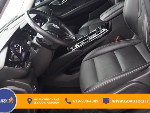 Used 2023 Buick Envision Essence image 9