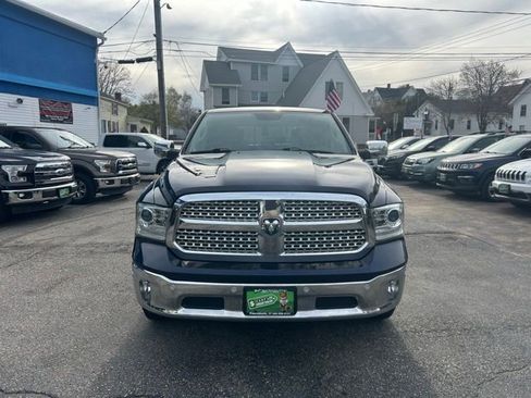 Used 2017 RAM 1500 Laramie w/ Convenience Group AWD/4WD image 3
