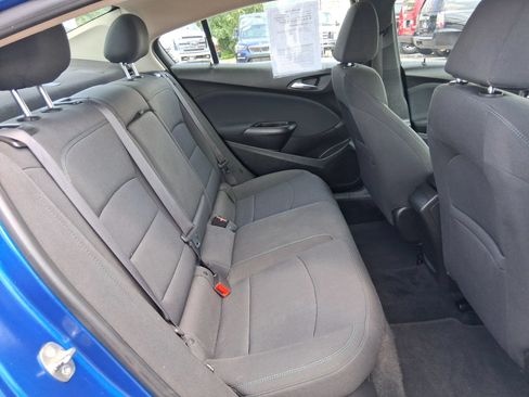 Used 2016 Chevrolet Cruze LT w/ Convenience Package FWD image 19