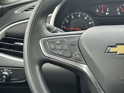 Used 2023 Chevrolet Malibu LT image 9
