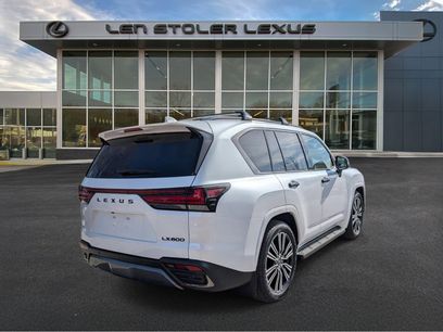 New 2026 Lexus LX 600 4WD w/ Luxury Package