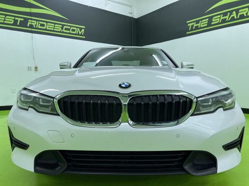 Used 2020 BMW 330i xDrive Sedan AWD/4WD image 3