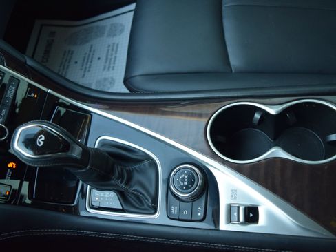 Used 2018 INFINITI Q50 Luxe w/ Essential Package (3.0T Luxe) image 20