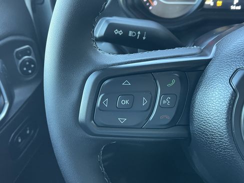 New 2026 Jeep Wrangler Unlimited Rubicon w/ Technology Group image 33