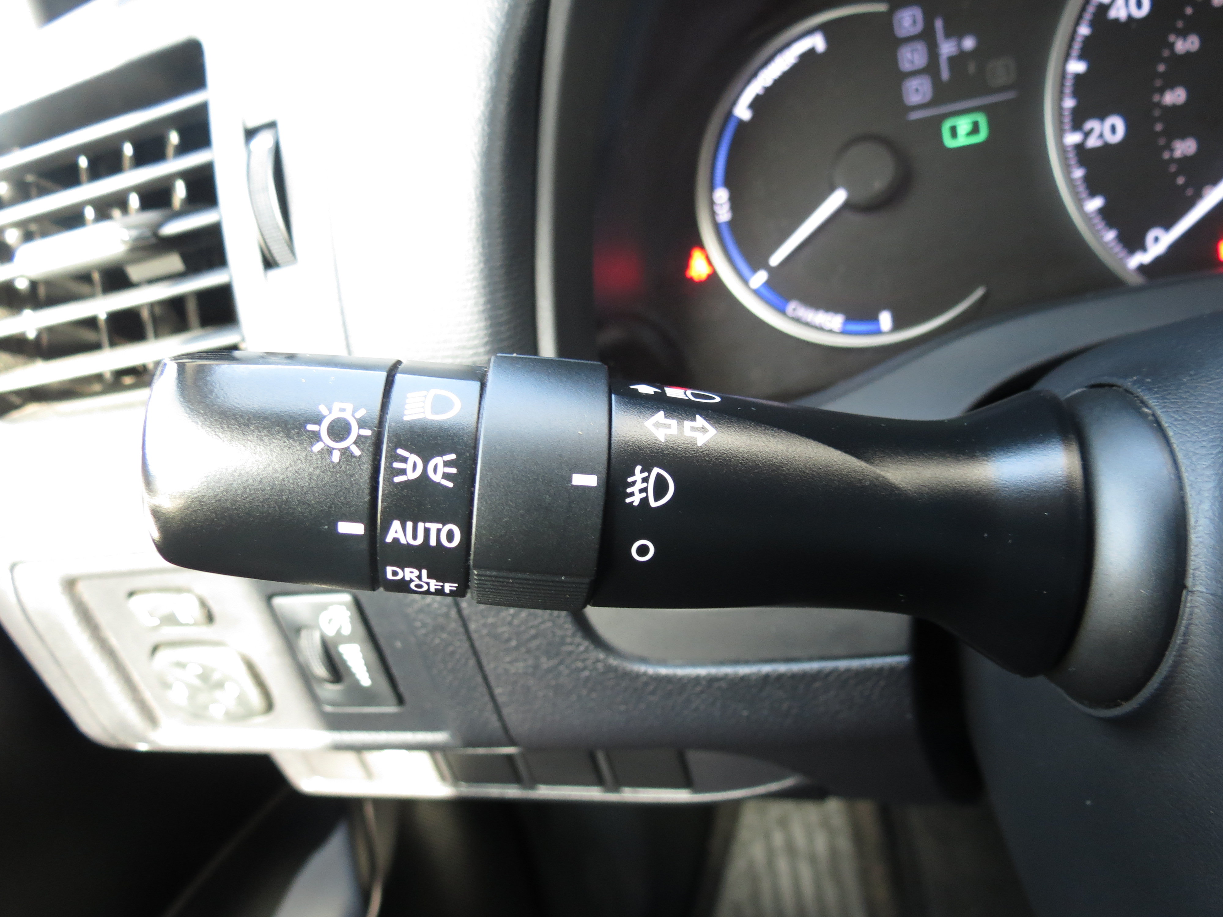 Used 2011 Lexus CT 200h Premium w/ Premium Audio Pkg FWD image 17