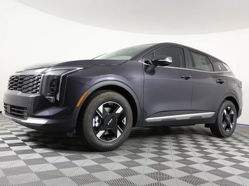 New 2026 Kia Sportage LX image 1