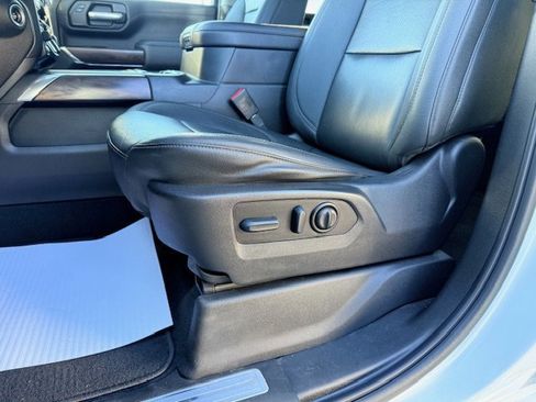 Used 2023 GMC Sierra 2500 SLT w/ SLT Premium Package image 11