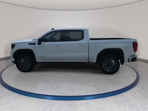 Used 2024 GMC Sierra 1500 Elevation w/ Preferred Package AWD/4WD image 8