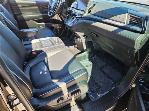 Used 2025 Honda Odyssey Elite image 22