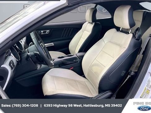 Used 2016 Ford Mustang GT Premium image 18